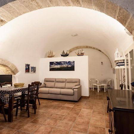 Alimarta Apartment Monopoli Exterior photo